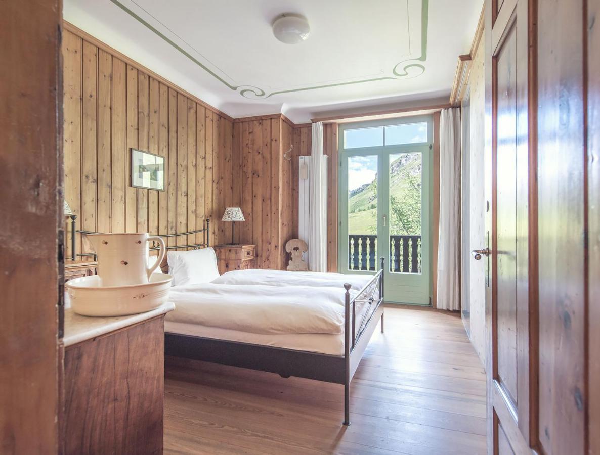 Hotel Fex Sils Maria Bagian luar foto