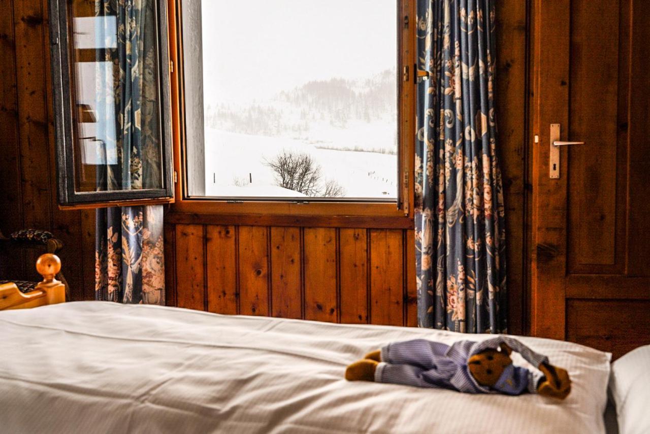 Hotel Fex Sils Maria Bagian luar foto