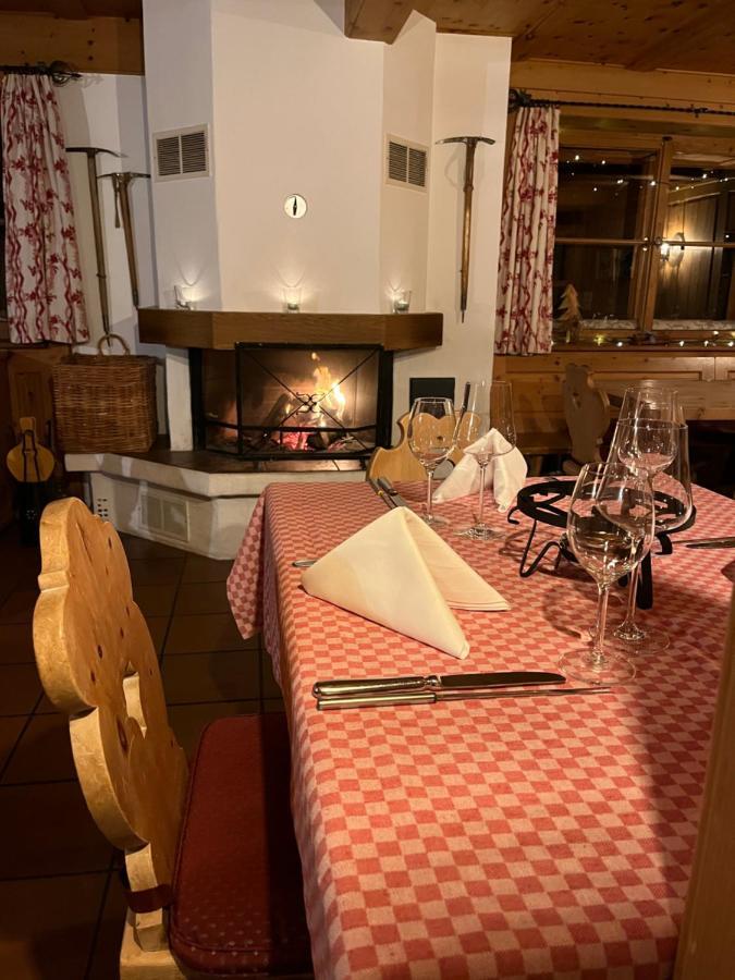 Hotel Fex Sils Maria Bagian luar foto